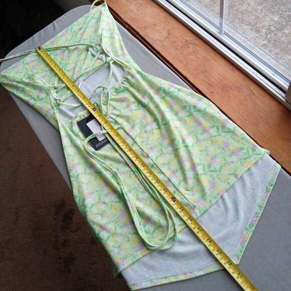 PrettyLittleThing Lime Ditzy Print Lace Up Back Shift Dress sz 4 mini halter NOS - Picture 13 of 16